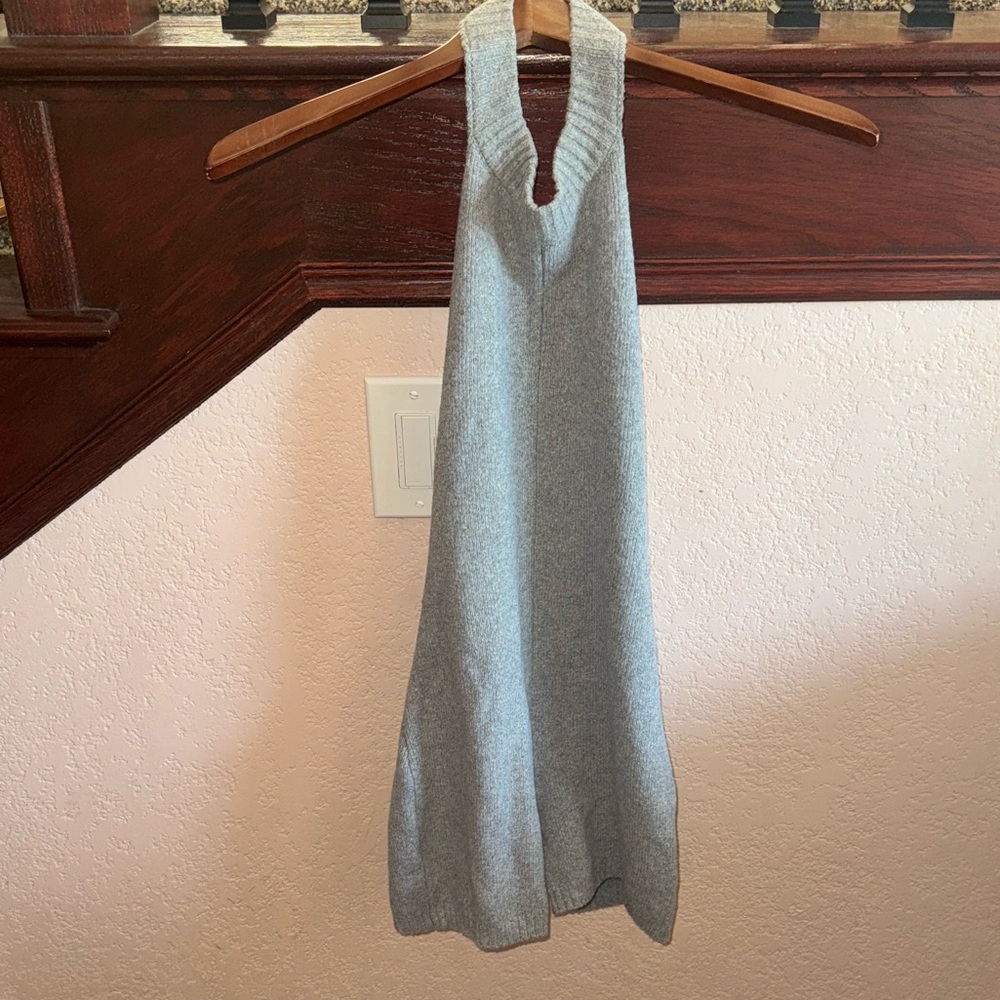 Mary’s Boutique Women’s Size Small Elegant Gray Halter Open Back Sweater Romper